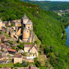 Castelnaud et Beynac, ennemis de toujours...